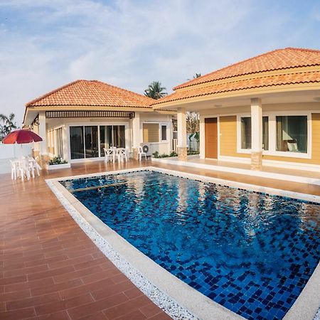 The Legacy Huahin Pool Villa Buitenkant foto