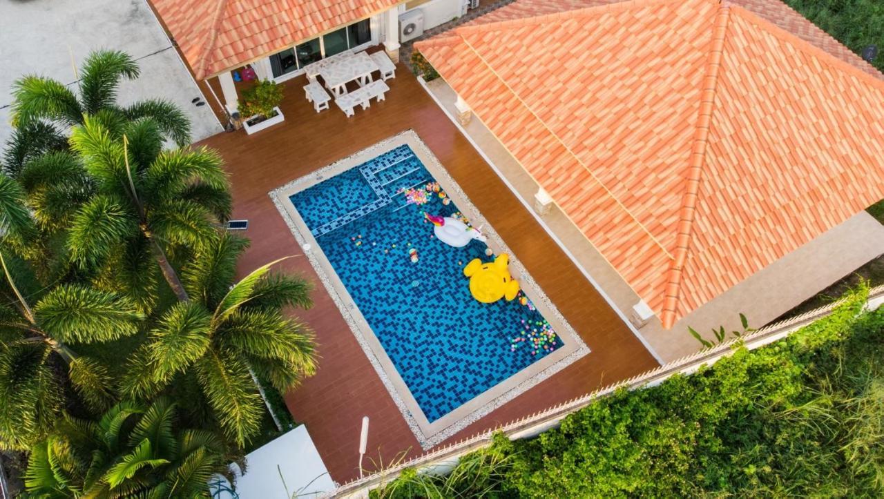 The Legacy Huahin Pool Villa Buitenkant foto